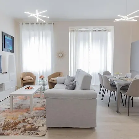 Appartamento Sacri Bnb Casa Vacanza Milan Exterior photo